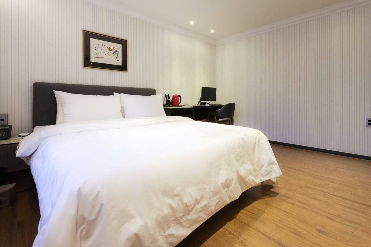 Browndot Hotel Centum Puszan Kültér fotó