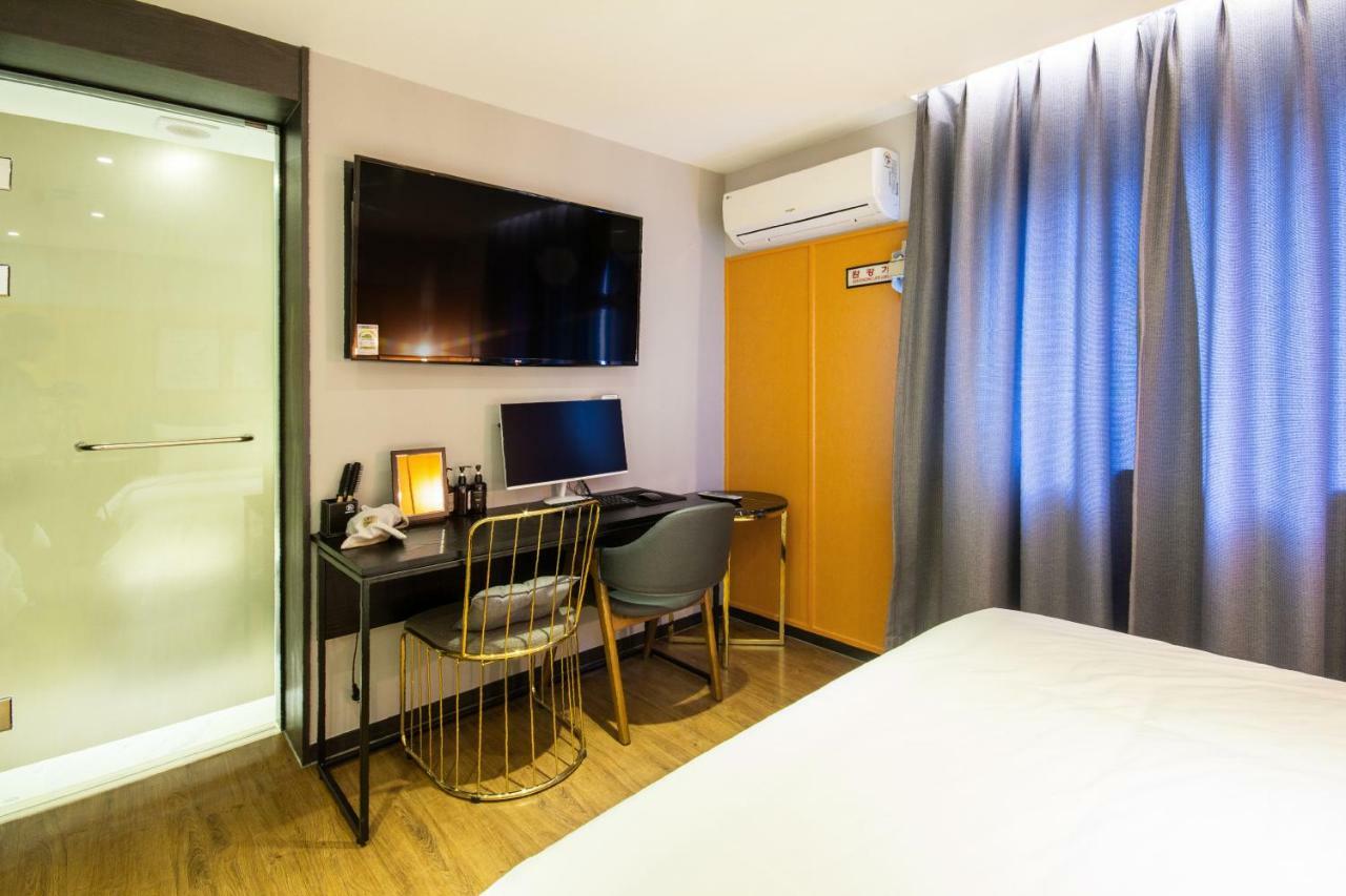 Browndot Hotel Centum Puszan Kültér fotó